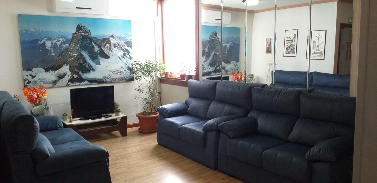Hostal Rio Parana Madrid Luaran gambar